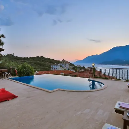 Noa * Kaş